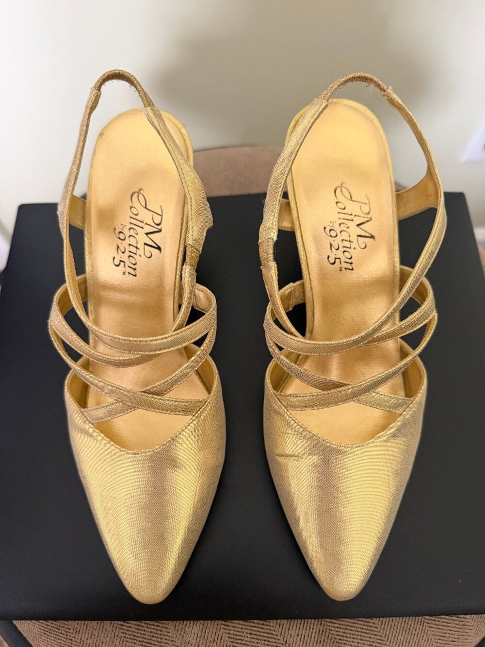 Vintafe 90s: Set golden cicktail heels & golden cocktail purse